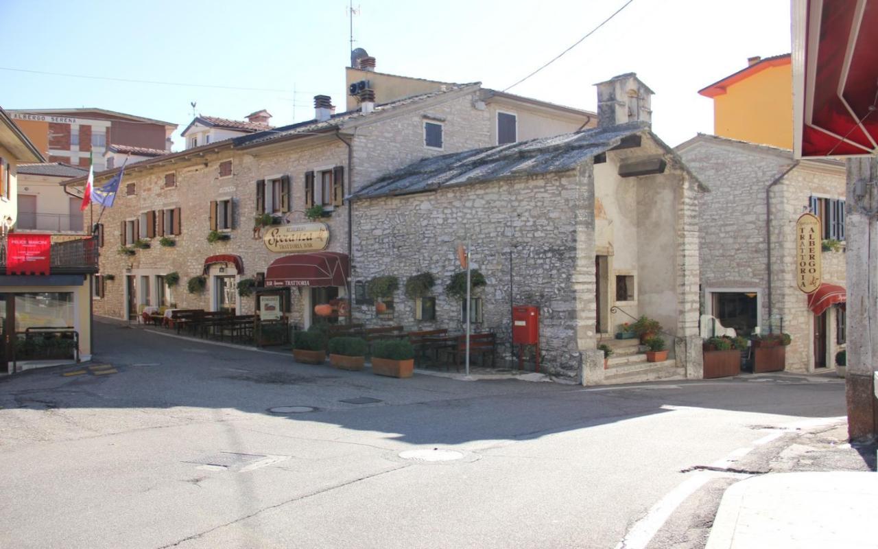 Albergo Speranza Spiazzi Di Monte Baldo 스피아찌 디 카프리노 외부 사진